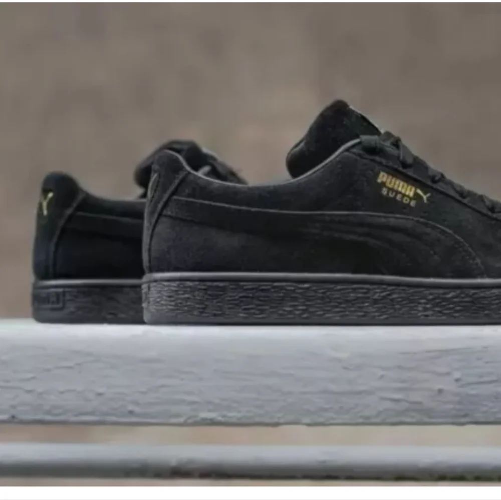 Men PUMA Suede Classic XXL Men's running training shoes black/gold
